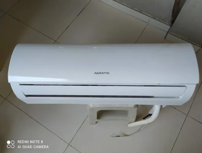 Ar-condicionado AGRATTO 12000Btus / 220v