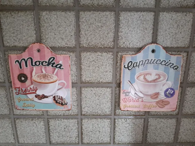 Quadrinhos em cerâmica para o cantinho do café
