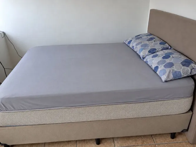 Cama Queen Boxe com base e cabeceira