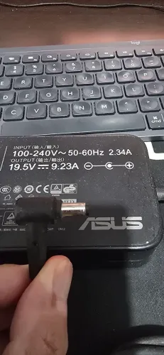 Fonte notebook Gamer Asus 19.5v 9.23a