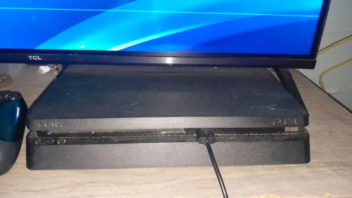 VENDO PLAYSTATION 4 500GB