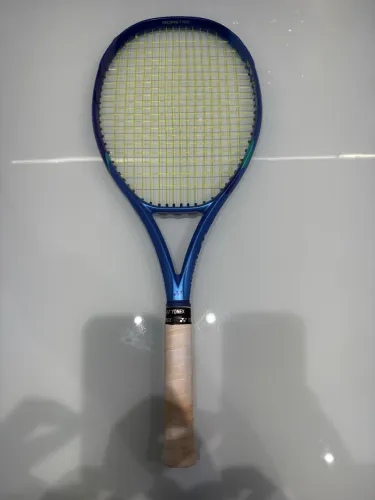 Yonex Ezone 100 L3 300gr