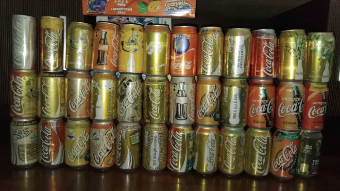 36 latas de coca cola colecionaveis