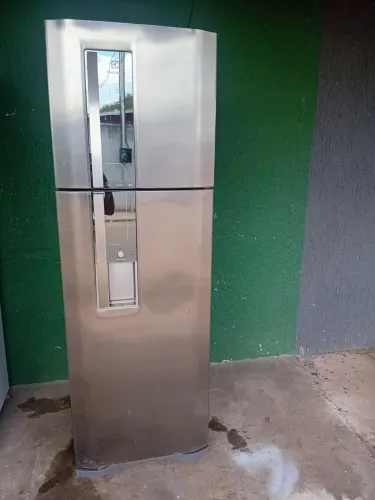 GELADEIRA ELECTROLUX FROST FREE DE INOX 