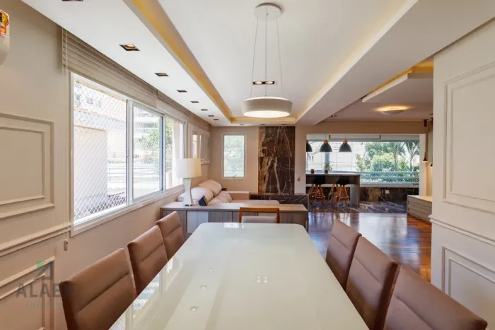 Apartamento para venda em Vila Olímpia com 3 quartos, sendo 3 suítes, 137m²