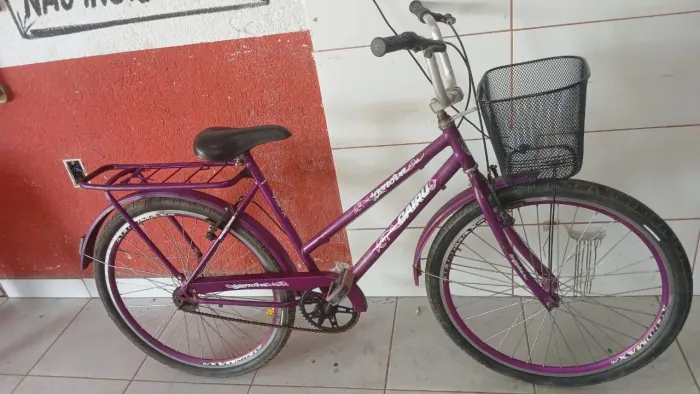 Vende se essa bicicleta nova entrego