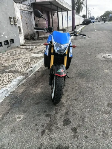 Suzuki 750