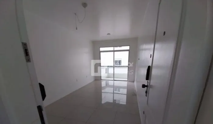Apartamento à venda por R$ 650.000,00 - Trindade - Florianópolis/SC