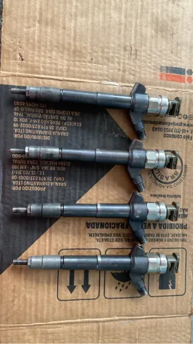 Vende-se bico injetor