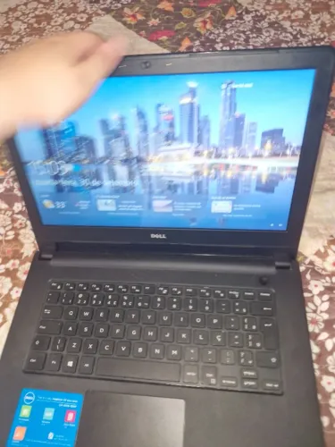 Computador Dell antigo