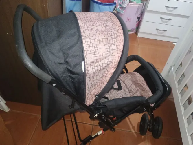 Carrinho de bebê Voyage 