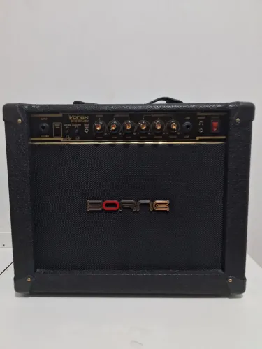 Amplificador Borne voraz 840 c/interface de audio