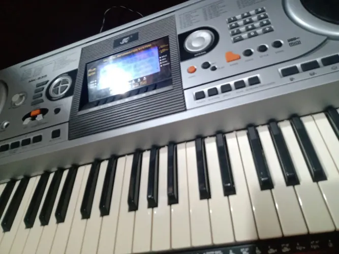 Teclado arranjador Meike