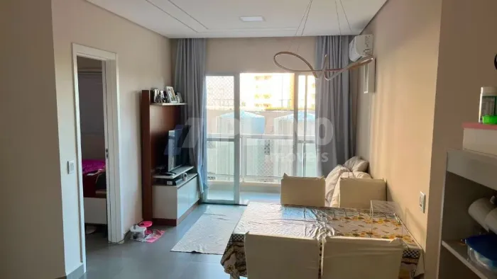 Apartamento Moderno com Suíte e Sacada em São Carlos