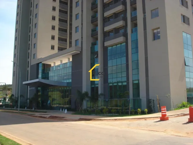 ALPHAVILLE: 4 Qts com Suíte, DCE, 125m², Lazer Club E Vista Livre Para Natureza!