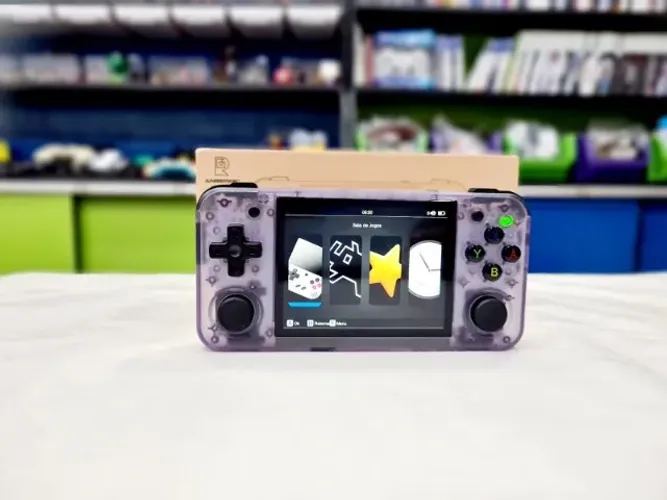 Anbernic RG35XX H- Retrô Gamer Portátil Emulador 64GB SD