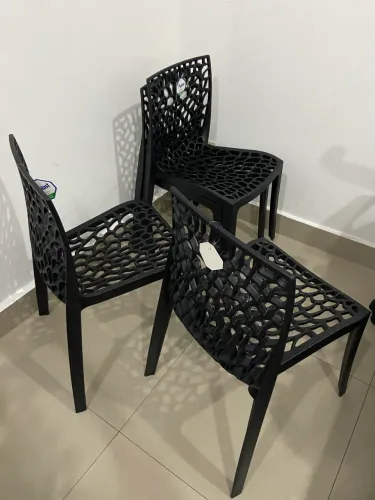 Cadeiras novas R$100,00 cada