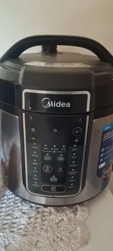 Vendo panela eletrica midea 7lt 500 reais