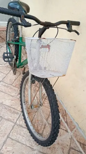 Bicicleta aro 24, retirada no iraja 200