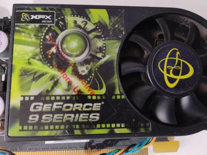 Placa de video NVidia GF 9500GT 512 mb DDR2
