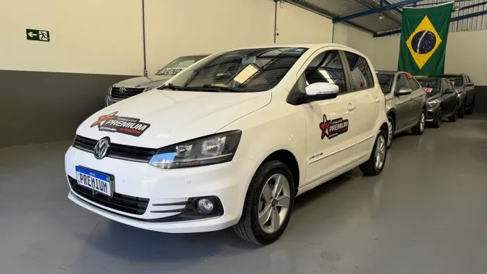 Volkswagen Fox Comfortline 1.6 Flex 8V 5P 2017