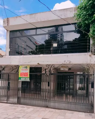 Vendo casa 2 pavimentos na Tupinambás com Mundurucus .