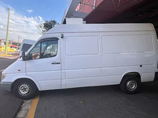 Mercedes-Benz Sprinter 311 Furgão Curto 2.2 Dies 2010