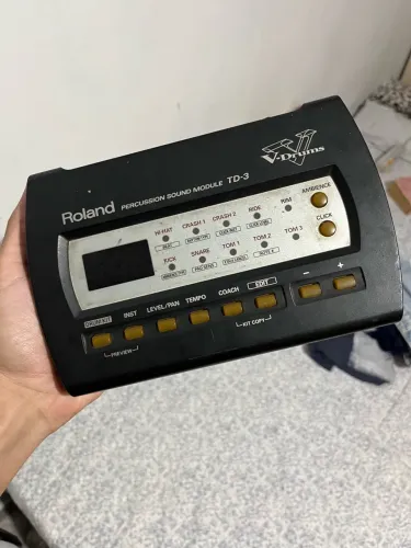 Módulo Roland TD-03