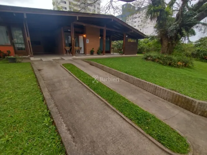 Terreno à venda por R$ 3.000.000 - Vila Nova - Blumenau/SC