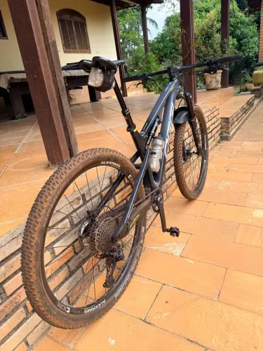 Bicicleta Oggi Cattura T20 parcelo no cartão