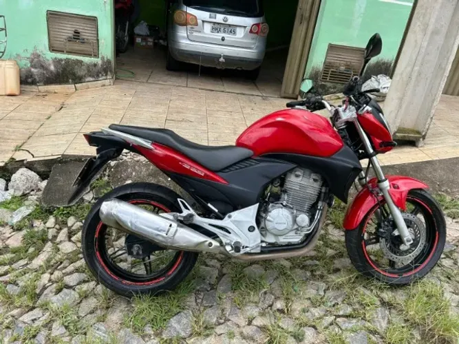 VENDO CB300R / 2011