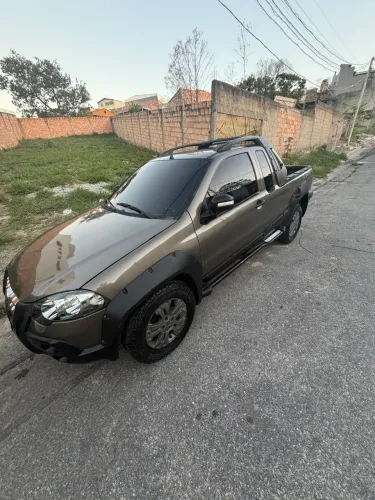 Fiat Strada Adventure 1.8/ 1.8 Locker Flex CE 2011