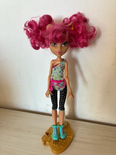 Monster High g1 - dance Class Howleen Wolf