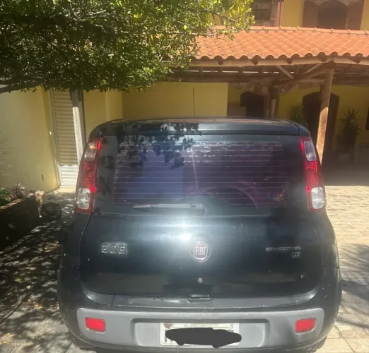 Fiat Uno Attractive 1.4 EVO Fire Flex 8V 4P 2011