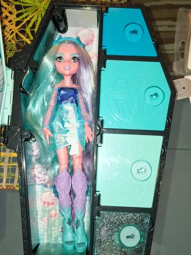 Boneca Monster High Lagoona Blue Skulltimate Secrets Fear-Idescent