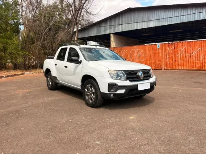 Renault Duster Oroch Intense 1.6 Flex 16V Mec. 2025