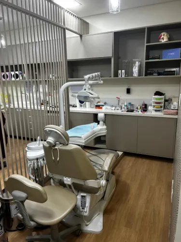CONSULTÓRIO ODONTOLÓGICO