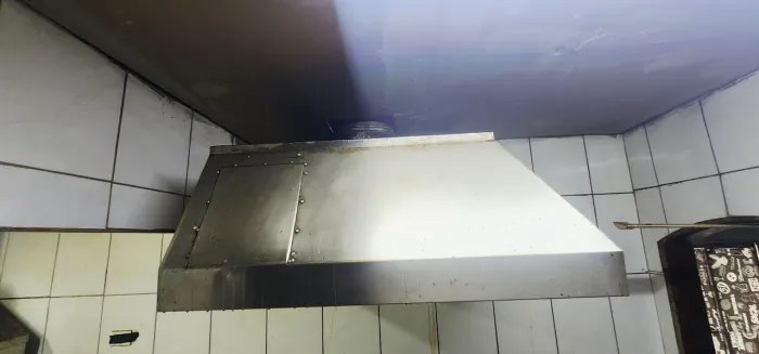 COIFA DE EXAUSTÃO INDUSTRIAL COZINHA