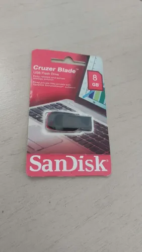 PENDRIVE DE OITO GIGAS RÁPIDO