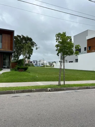 TERRENO VEREDAS | FUNDO BOSQUE