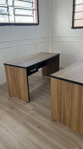 Vendo Mesa para Escritório .