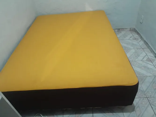 cama box casal e uma geladeira 500 tudo