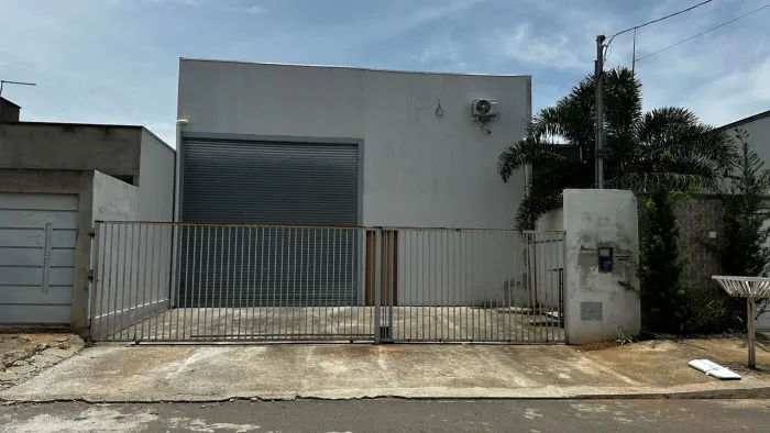Galpão comercial / industrial