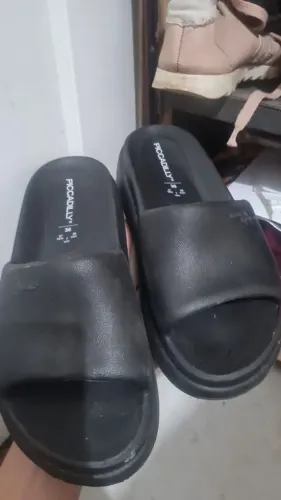 Sandália confortável 