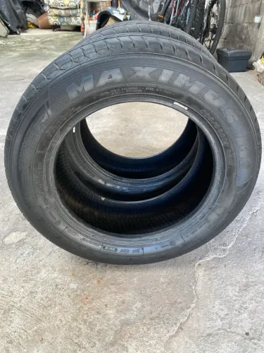 2 Pneus meia vida 185/60 Aro 14