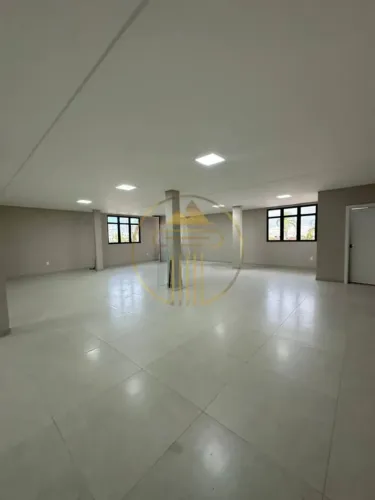 Sala comercial para alugar acima da Mundial no bairro XV de Novembro, Tijucas-SC