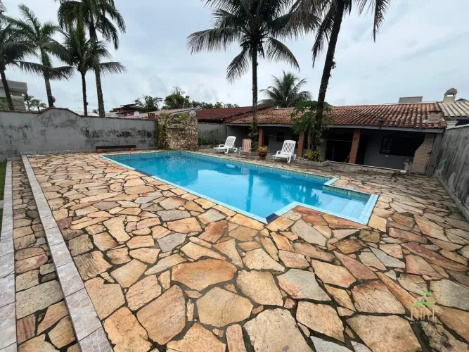 Casa no Morada da Praia, Bertioga/SP - 5 quartos, piscina e varanda gourmet!