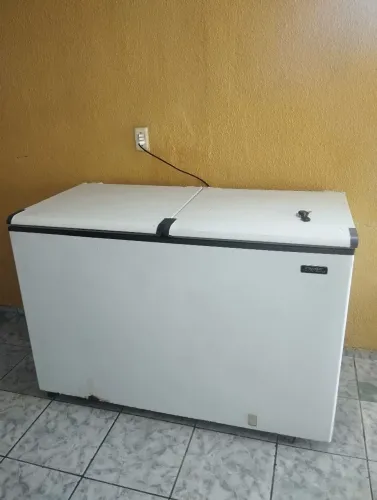 Freezer Esmaltec 