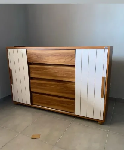 Cômoda 2 portas 