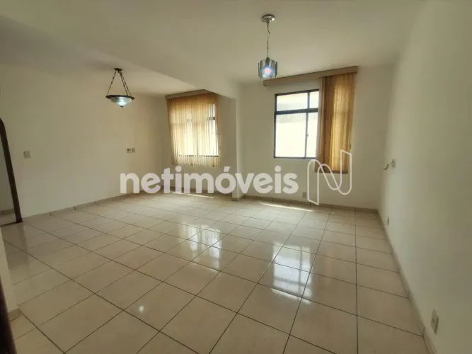 Apartamento no Coração Eucarístico com 120 m²; de área, 03 quartos, 02 banheiros, 1 suíte
